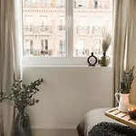 Freila - 2 A Batignolles アパート *